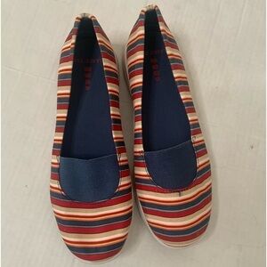 Lands End Comfort Slip On Shoes Flats Gatas Size 7.5 Red Blue Stripe
